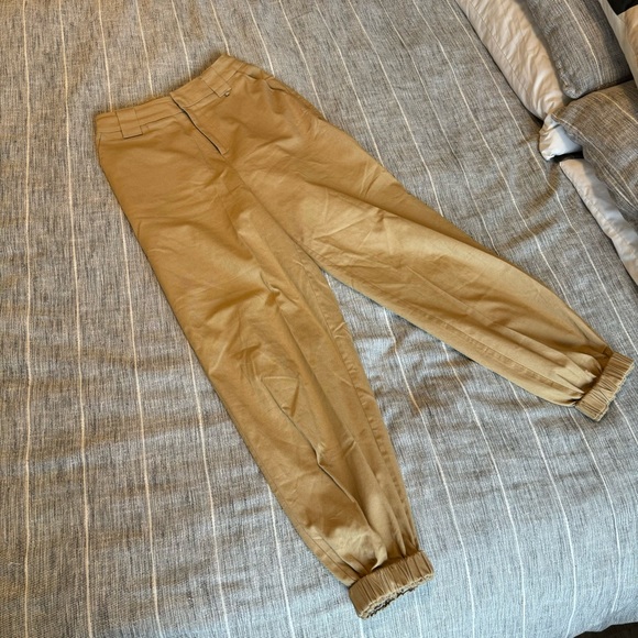 I am Gia pants - Picture 7 of 7